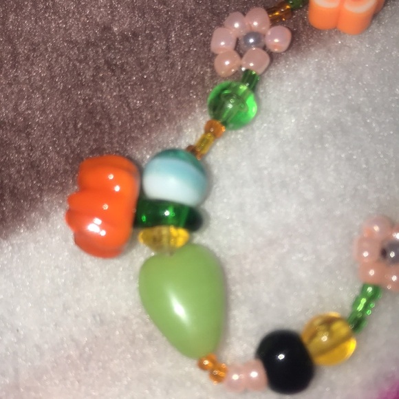 PUMPKIN PATCH BEADED BRACELET HALLOWEEN FALL SPICE - Picture 3 of 4